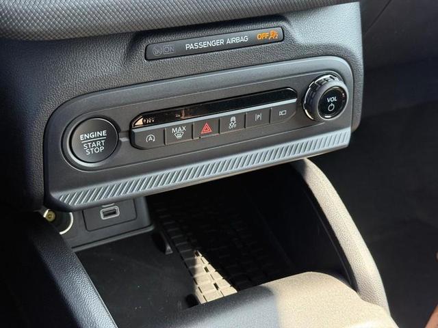 Photo of 2025 Oxford White Ford Bronco Sport