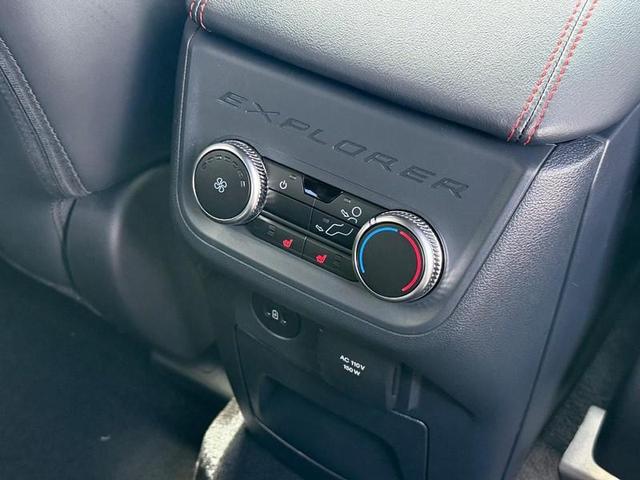 Photo of 2025 Agate Black Metallic Ford Explorer