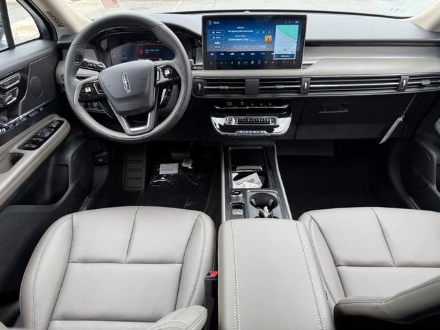 Photo of 2025 Whisper Blue Metallic Clearcoat Lincoln Corsair