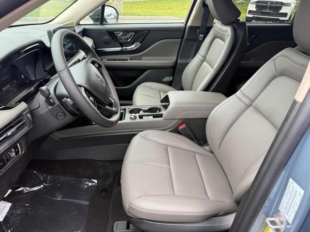 Photo of 2025 Whisper Blue Metallic Clearcoat Lincoln Corsair