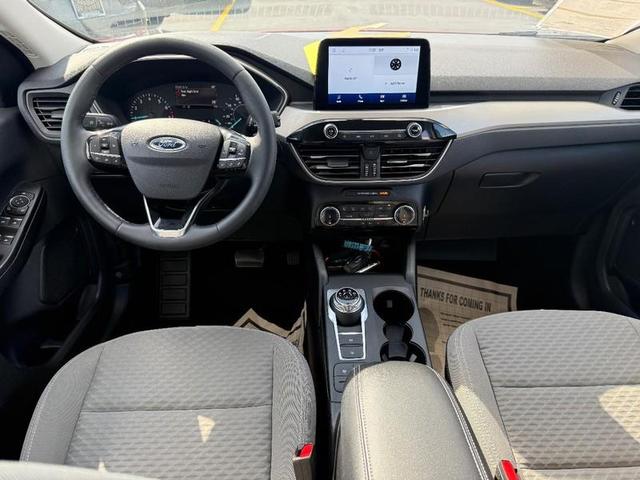 Photo of 2022 Rapid Red Metallic Tinted Clearcoat Ford Escape