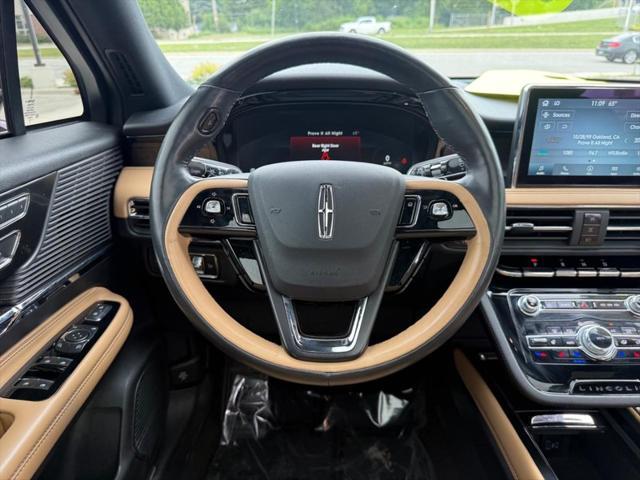 Photo of 2022 Black Metallic Lincoln Corsair