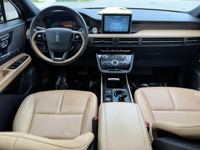 Photo of 2022 Black Metallic Lincoln Corsair
