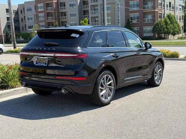 Photo of 2025 Infinite Black Metallic Clearcoat Lincoln Corsair