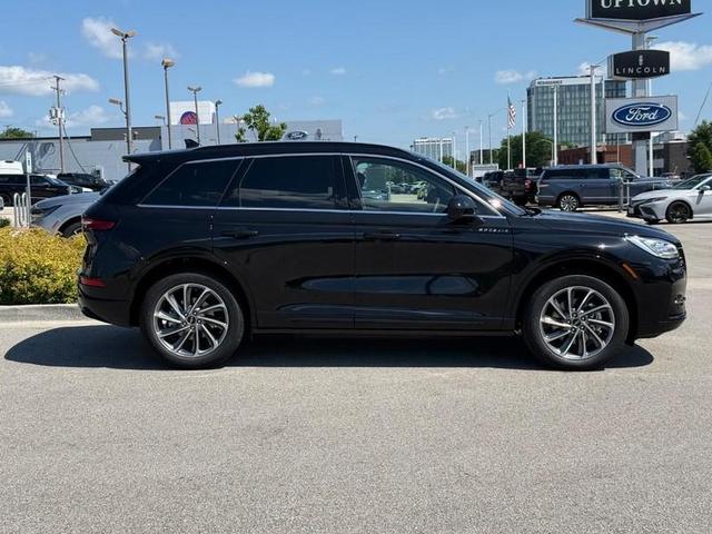 Photo of 2025 Infinite Black Metallic Clearcoat Lincoln Corsair