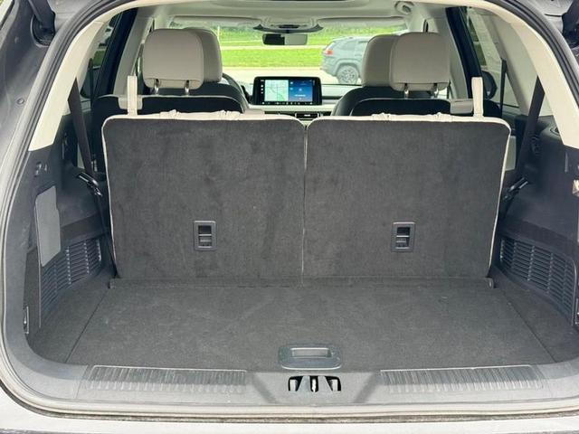 Photo of 2025 Infinite Black Metallic Clearcoat Lincoln Aviator