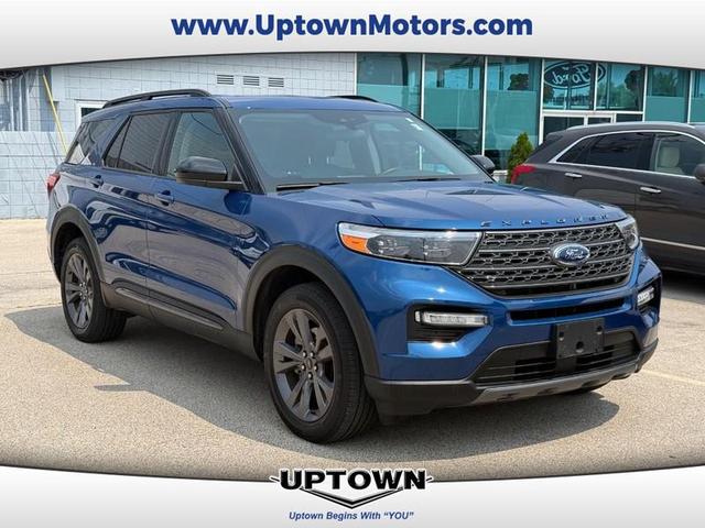 Photo of 2022 Blue Metallic Ford Explorer