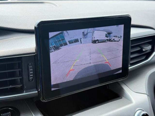 Photo of 2022 Blue Metallic Ford Explorer