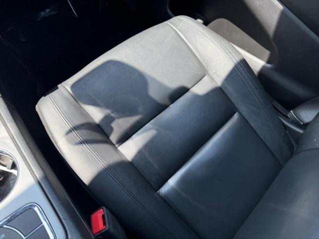 Photo of 2020 Diamond Black Crystal Pearlcoat Jeep Grand Cherokee