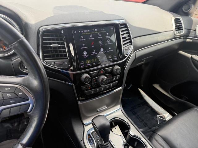 Photo of 2020 Granite Crystal Metallic Clearcoat Jeep Grand Cherokee