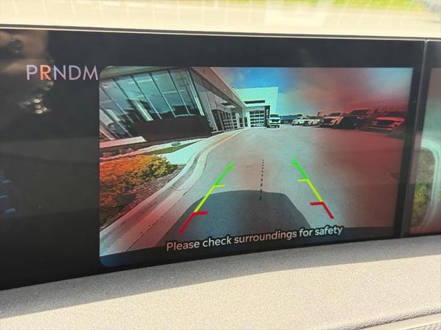 Photo of 2025 Infinite Black Metallic Clearcoat Lincoln Navigator