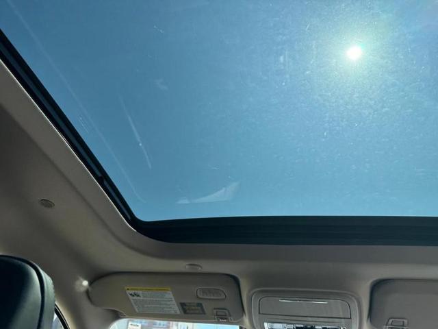 Photo of 2025 Red Carpet Metallic Tinted Clearcoat Lincoln Corsair