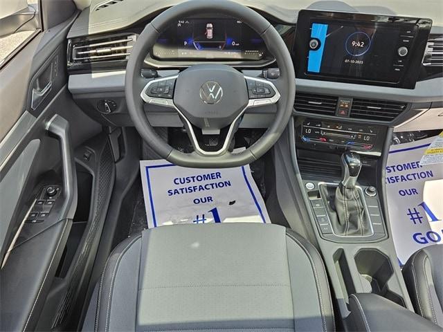 Photo of 2025 Opal White Pearl Effect Volkswagen Jetta