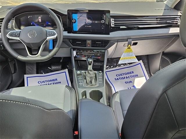 Photo of 2025 Opal White Pearl Effect Volkswagen Jetta