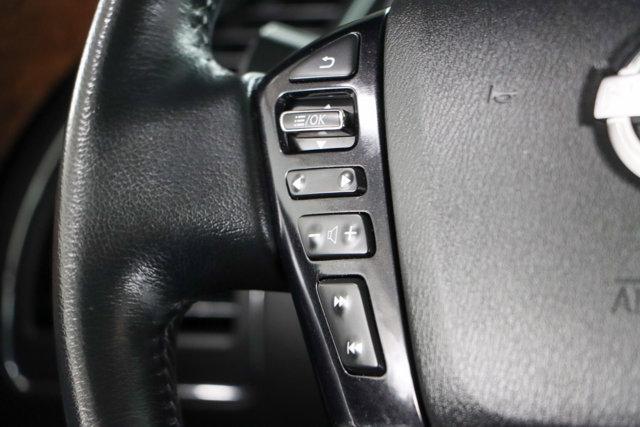 Photo of 2022 Aspen White TriCoat Pearl Nissan Armada