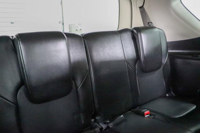 Photo of 2022 Aspen White TriCoat Pearl Nissan Armada