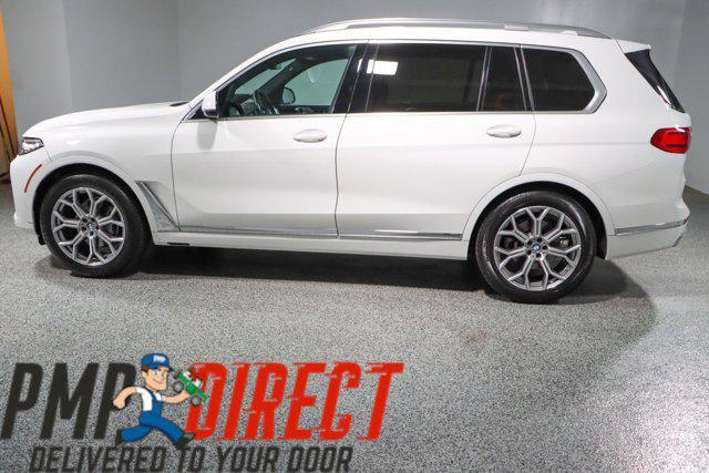 Photo of 2022 Alpine White BMW X7