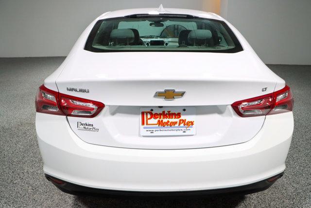 Photo of 2021 Summit White Chevrolet Malibu