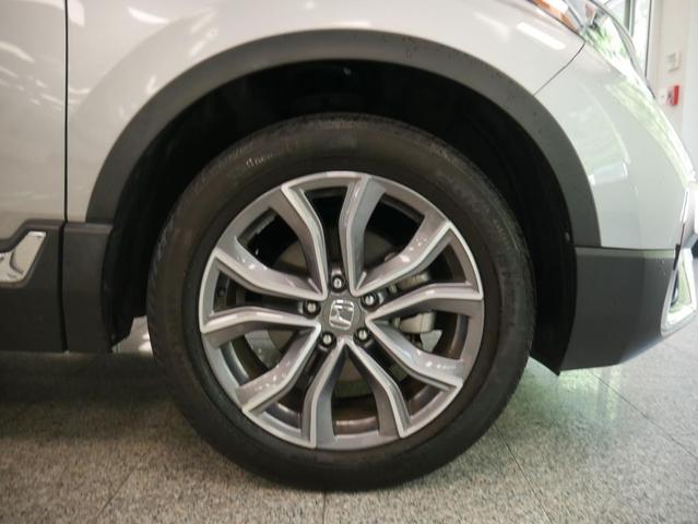 Photo of 2022 Lunar Silver Metallic Honda CR-V