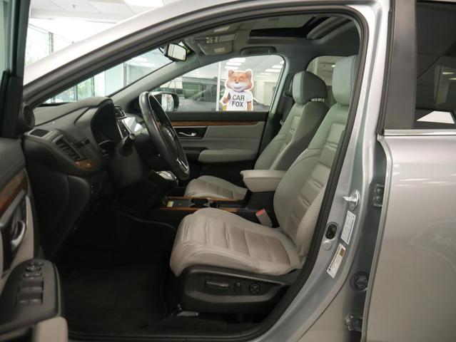 Photo of 2022 Lunar Silver Metallic Honda CR-V