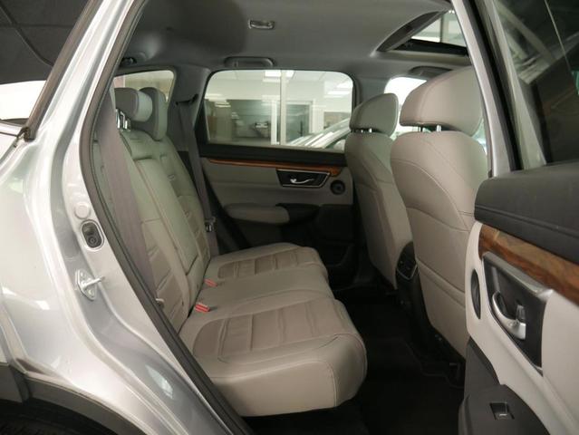 Photo of 2022 Lunar Silver Metallic Honda CR-V