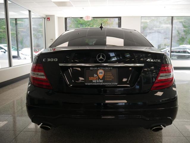 Photo of 2014 Black Mercedes-Benz C-Class