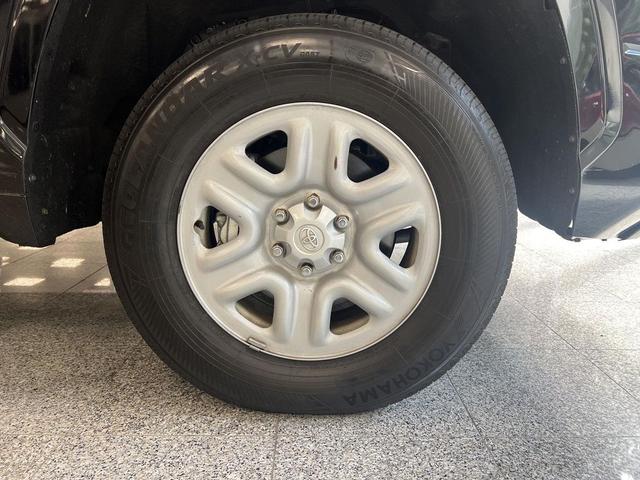 Photo of 2022 Midnight Black Metallic Toyota Tundra