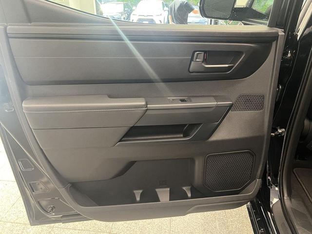 Photo of 2022 Midnight Black Metallic Toyota Tundra