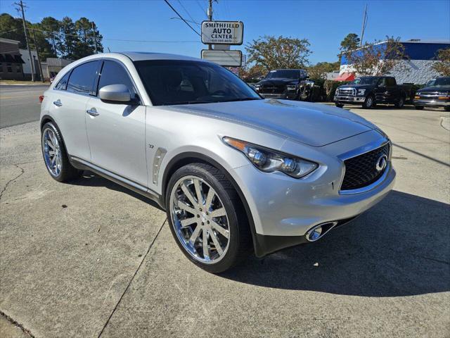 2017 Infiniti QX70