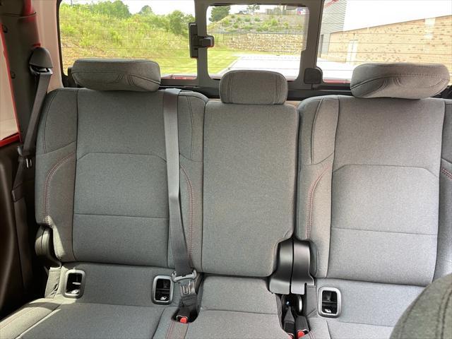 Photo of 2025 Firecracker Red Clearcoat Jeep Gladiator