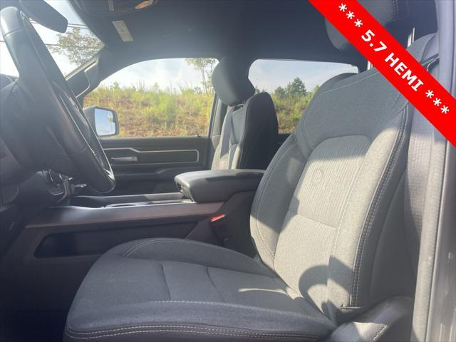 Photo of 2022 Granite Crystal Metallic Clearcoat RAM 1500