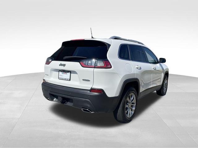 Photo of 2021 Bright White Clearcoat Jeep Cherokee