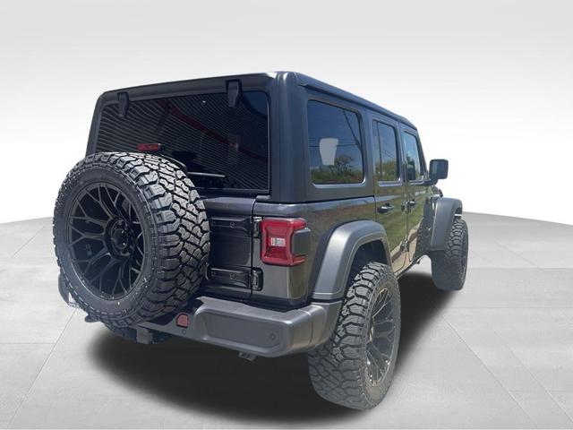 Photo of 2025 Granite Crystal Metallic Clearcoat Jeep Wrangler
