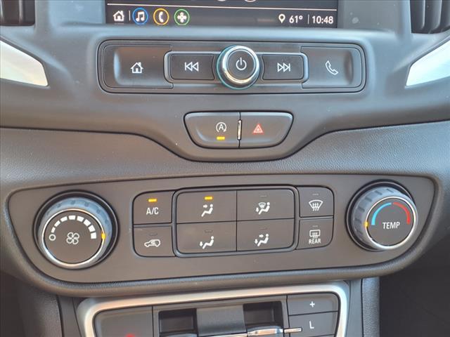 Photo of 2024 Summit White GMC Terrain