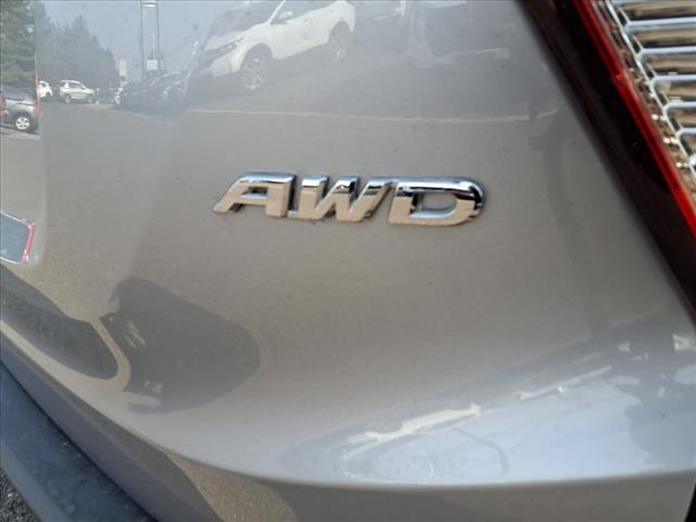 Photo of 2022 Platinum White Pearl Honda HR-V