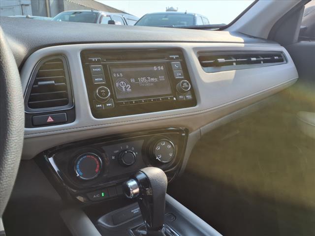 Photo of 2022 Platinum White Pearl Honda HR-V