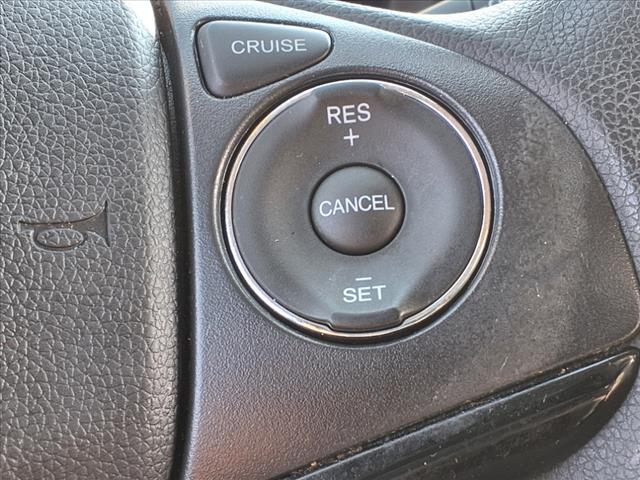 Photo of 2022 Platinum White Pearl Honda HR-V