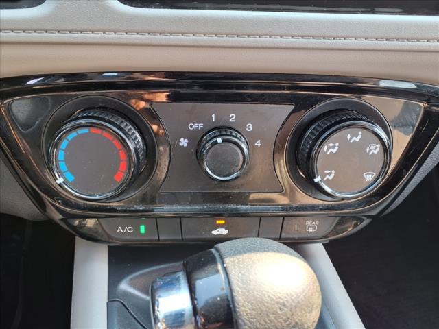 Photo of 2022 Platinum White Pearl Honda HR-V