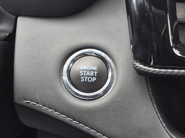 Photo of 2022 Grey Toyota Highlander