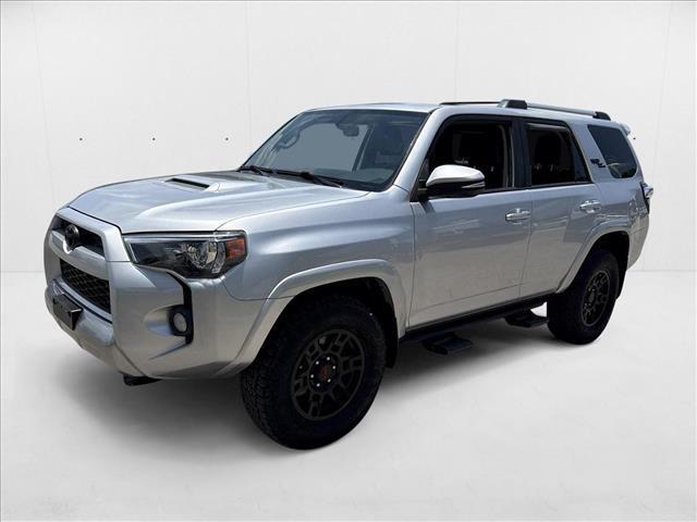 Photo of 2018 Classic Silver Metallic Toyota 4Runner