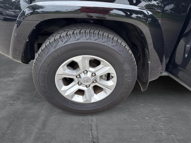 Photo of 2024 Midnight Black Metallic Toyota 4Runner