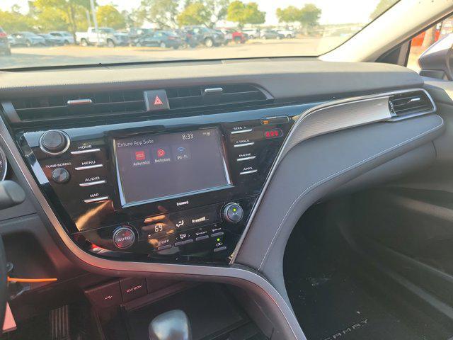 Photo of 2020 Super White Toyota Camry