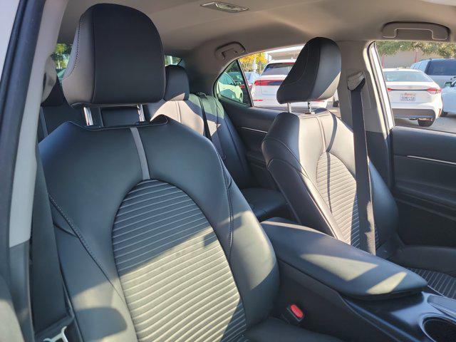 Photo of 2020 Super White Toyota Camry
