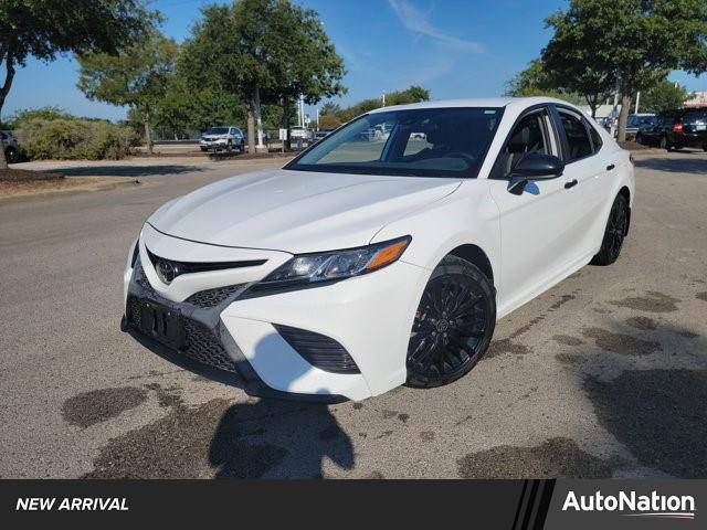 Photo of 2020 Super White Toyota Camry