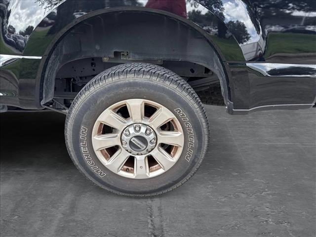 Photo of 2019 Agate Black Metallic Ford F-250