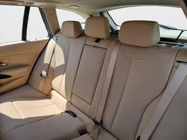 Photo of 2015 Alpine White BMW 328