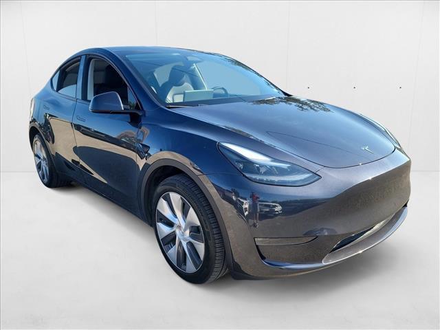 Photo of 2024 Deep Blue Metallic Tesla Model Y