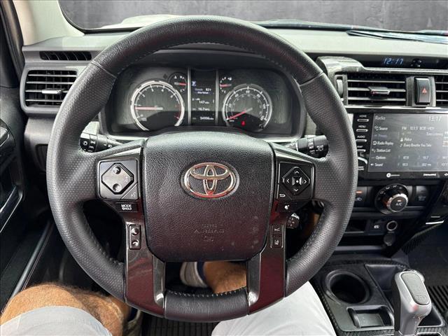 Photo of 2022 White Toyota 4Runner