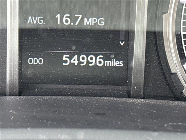 Photo of 2022 White Toyota 4Runner