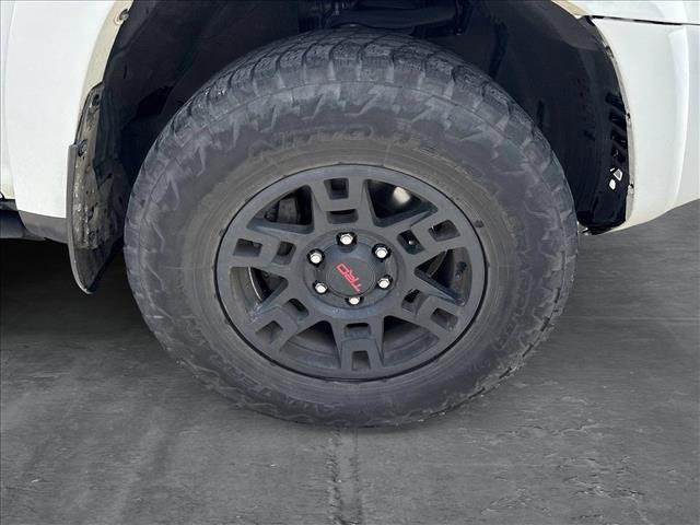 Photo of 2022 White Toyota 4Runner